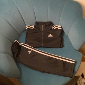 Adidas 2 Piece Set